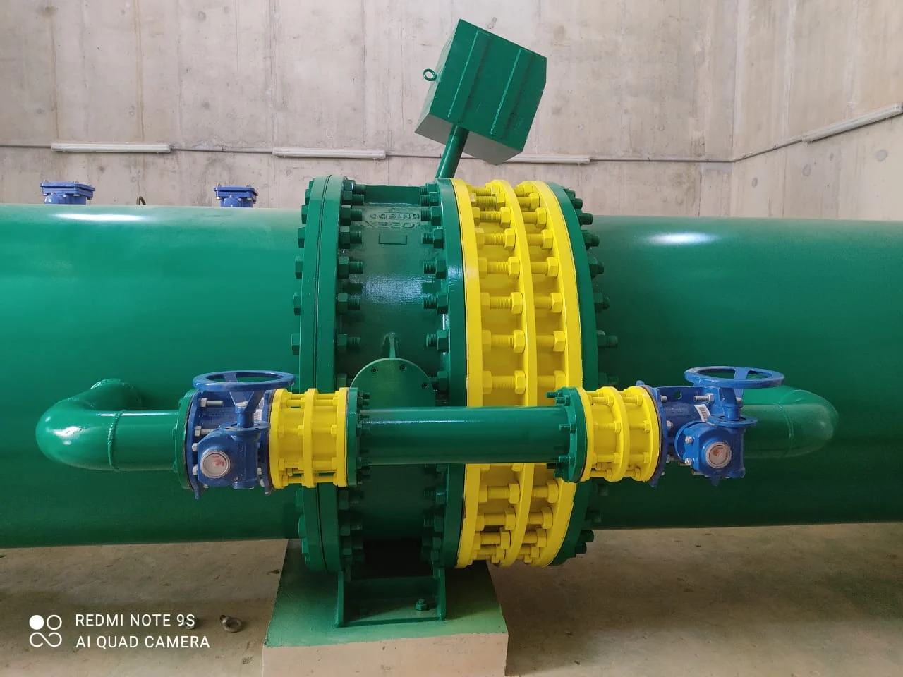 Dam gate installation - hydromechanical equipment