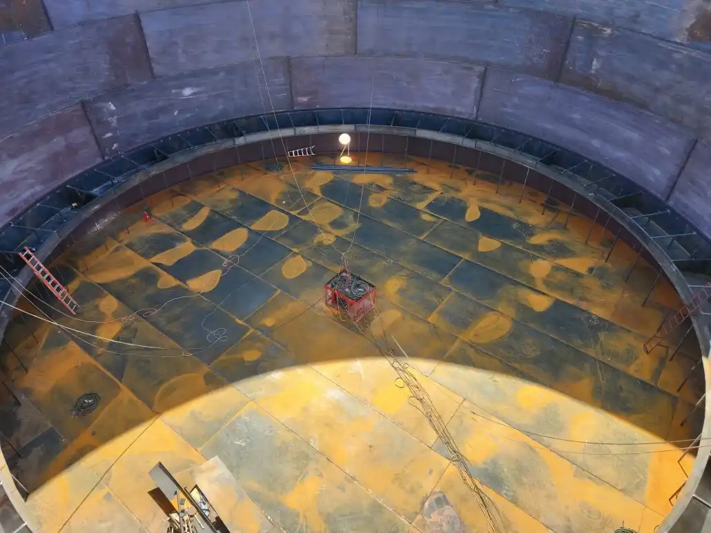 Industrial storage tanks